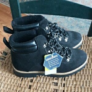 NWT Sonoma Good For Life Boots Ortholite Scotchgard Womens size 7